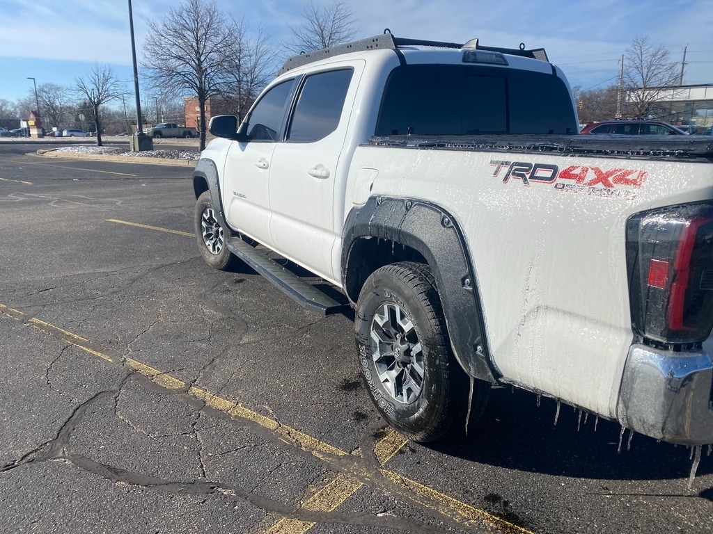 2017 Toyota Tacoma TRD Off-Road photo