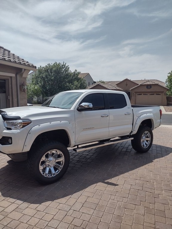 2021 Toyota Tacoma SR5 V6 photo