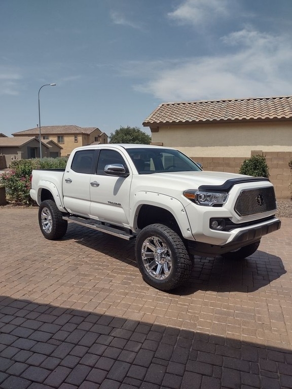 2021 Toyota Tacoma SR5 V6 photo