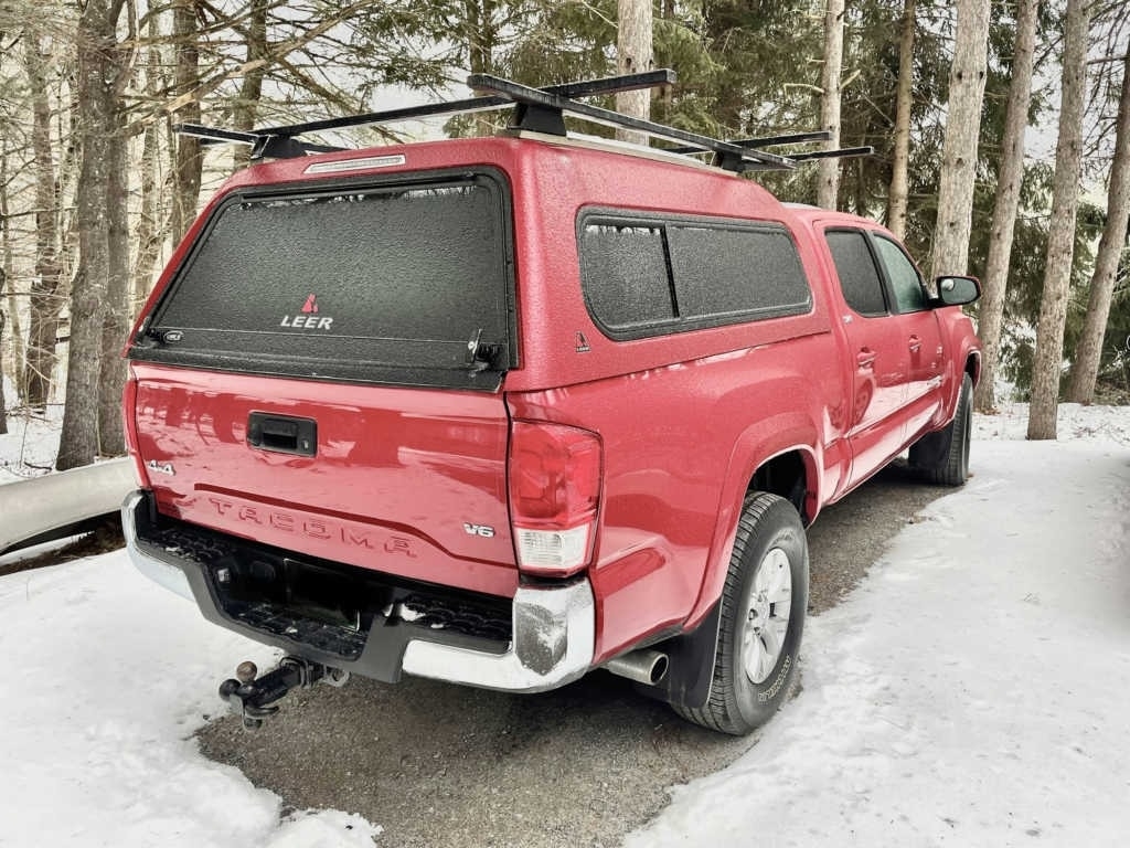 2016 Toyota Tacoma SR5 V6 photo