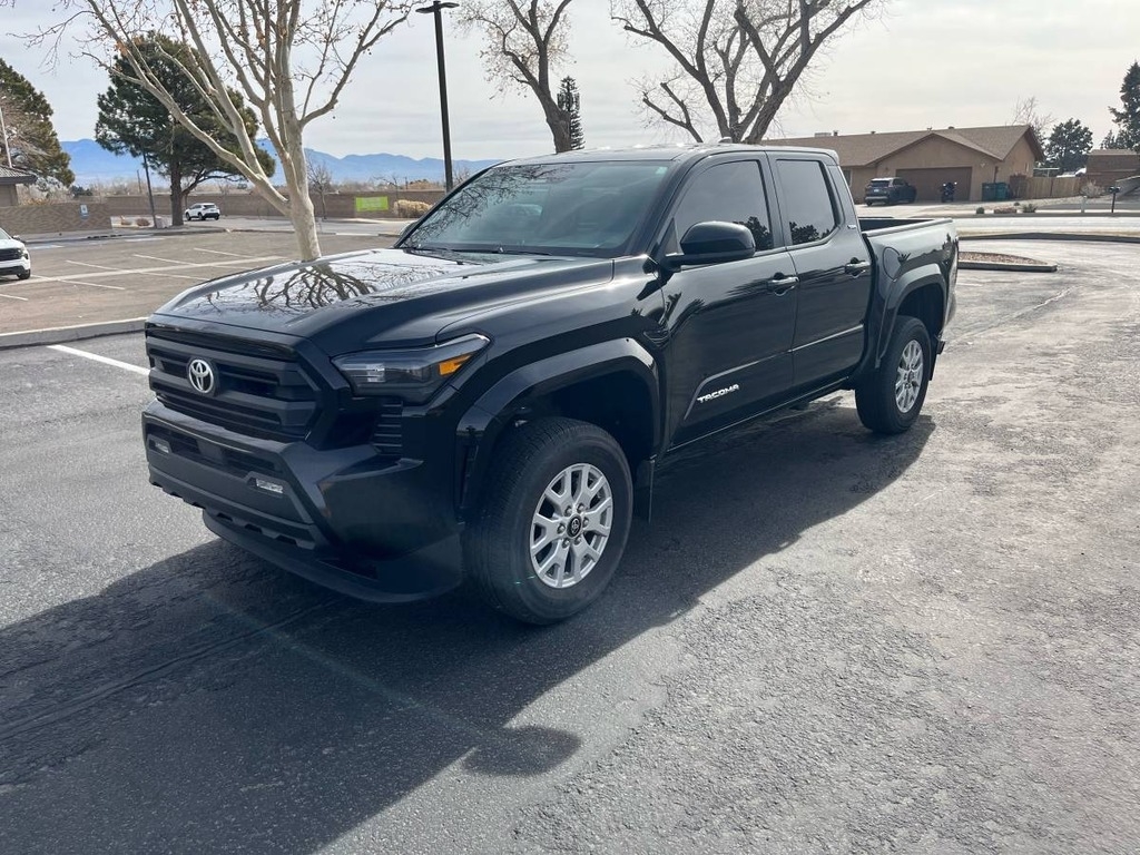 2024 Toyota Tacoma SR5 photo