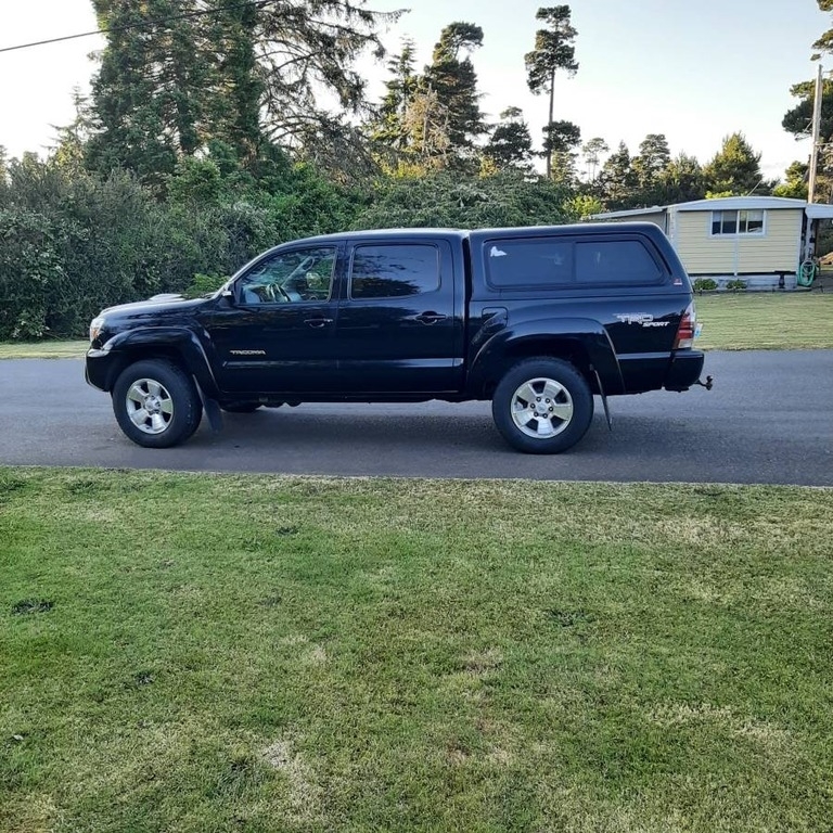 2013 Toyota Tacoma V6 photo