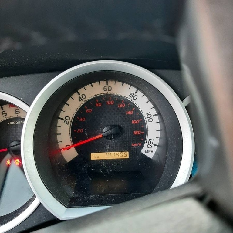 2013 Toyota Tacoma V6 photo