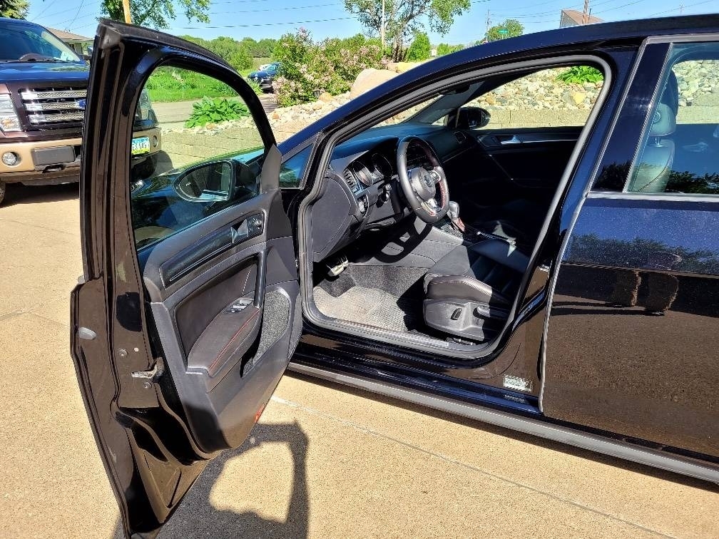 2020 Volkswagen Golf Gti Autobahn photo