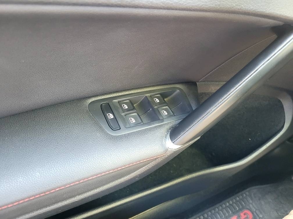 2020 Volkswagen Golf Gti Autobahn photo