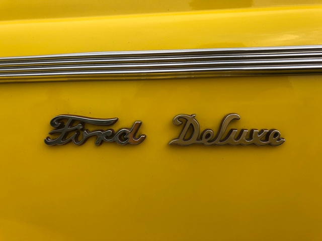 1940 Ford DELUXE Convertible photo