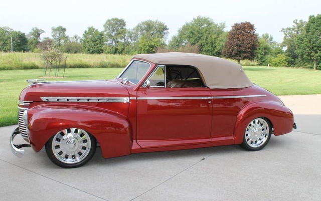 1941 Chevrolet Master Deluxe Cabriolet  photo