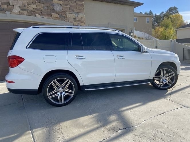 2014 Mercedes-Benz GL-Class GL450 4MATIC photo