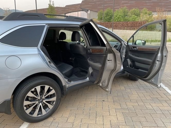 2017 Subaru Outback 2.5i Limited photo