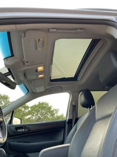 2017 Subaru Outback 2.5i Limited photo