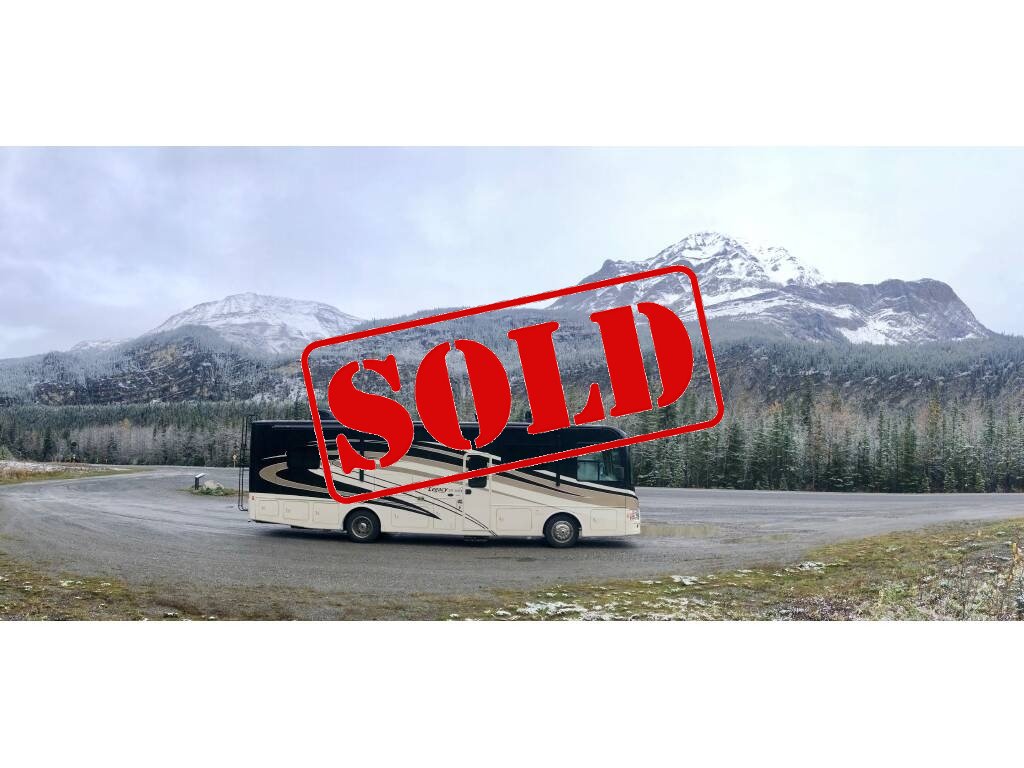 2014 Forest River Legacy SR 300 340BH I6 Diesel Pusher