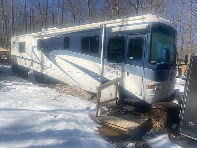 2003 National Trade Winds LE 375LE 375LE Caterpillar