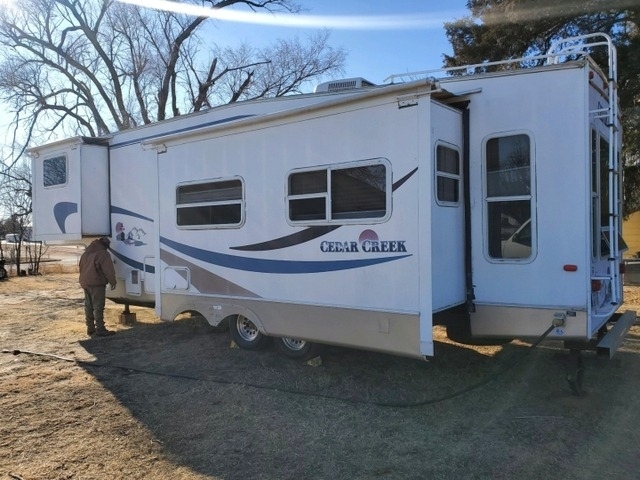 2003 Forest River Cedar Creek 38KTS