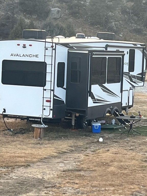 2020 Keystone Avalanche 312RS