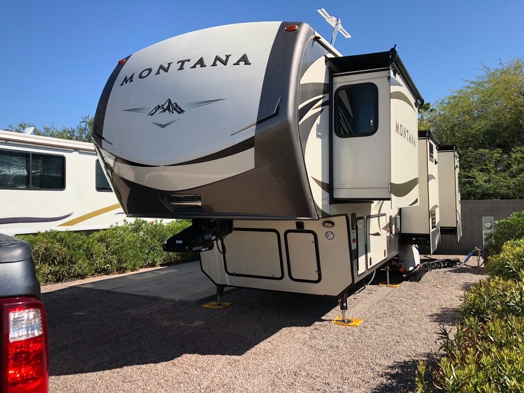 2016 Keystone Montana 3440RL