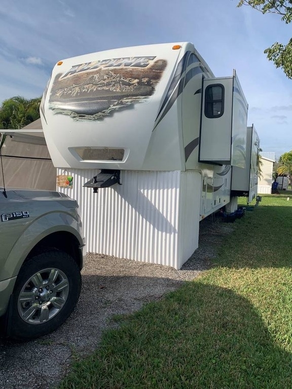 2012 Keystone Alpine 3600RS
