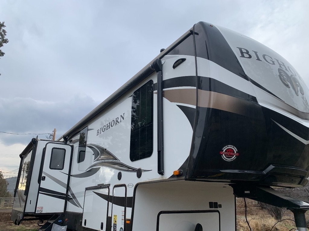 2021 Heartland Bighorn BH 3375 SS