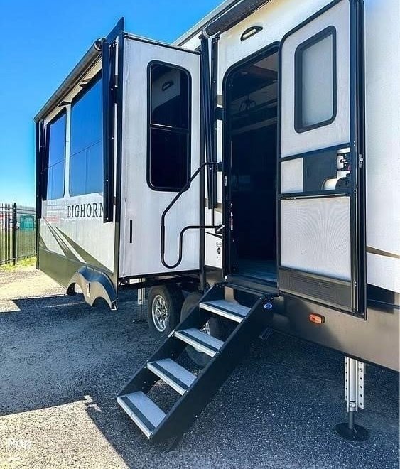 2022 Heartland Bighorn BH 3870 FB Fifth Wheel