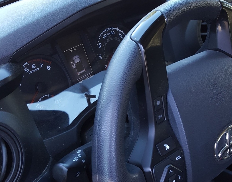 2018 Toyota Tacoma SR5 photo
