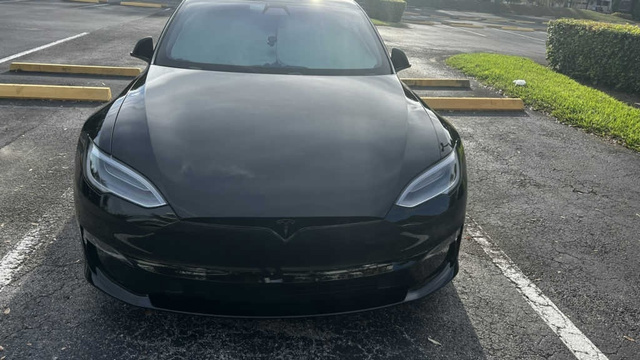 2021 Tesla Model S Long Range photo