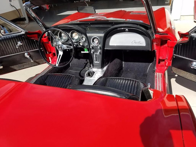 The 1963 Chevrolet Corvette stingray Soft-top