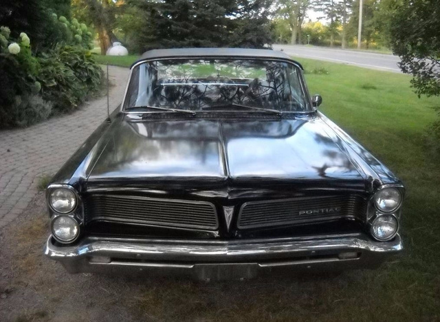The 1963 Pontiac Parisienne 