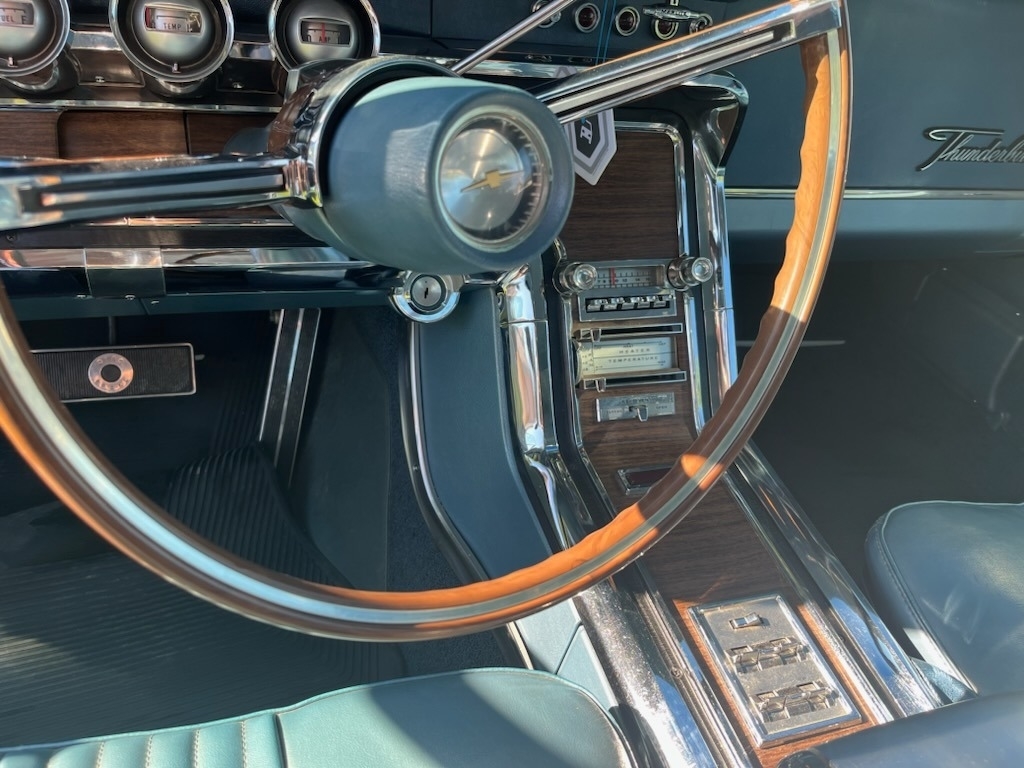 1965 Ford Thunderbird  photo