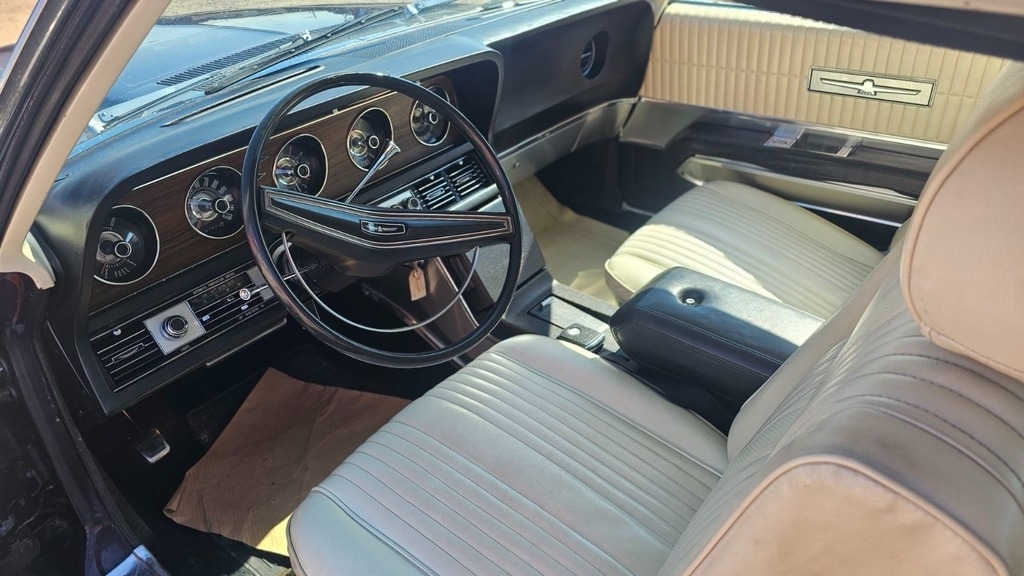 1969 Ford Thunderbird Landau photo