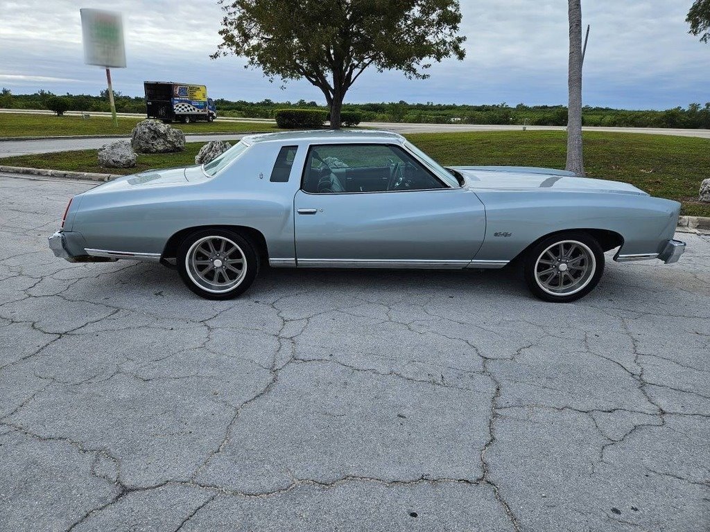 1976 Chevrolet Monte Carlo Coupe photo