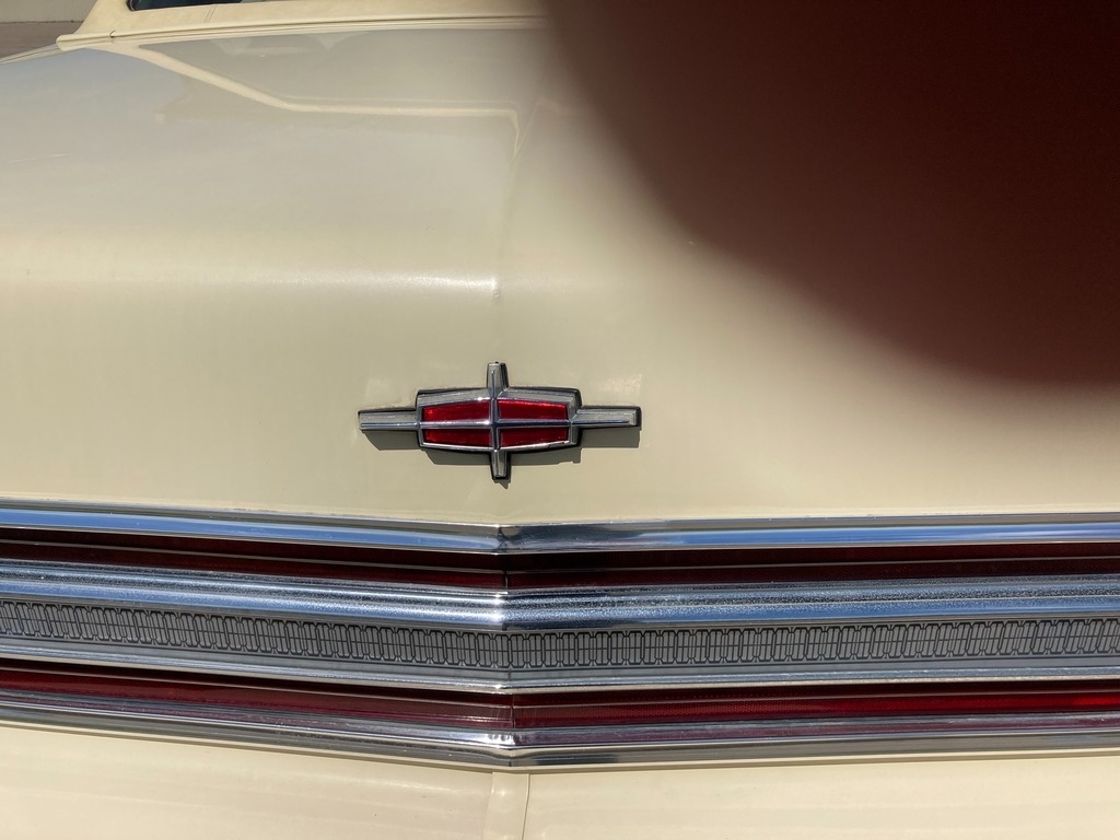 1978 Lincoln Continental  photo