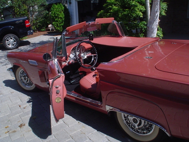 The 1957 Ford Thunderbird 