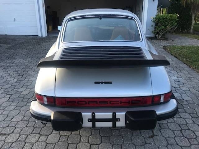 1977 Porsche 911 S photo