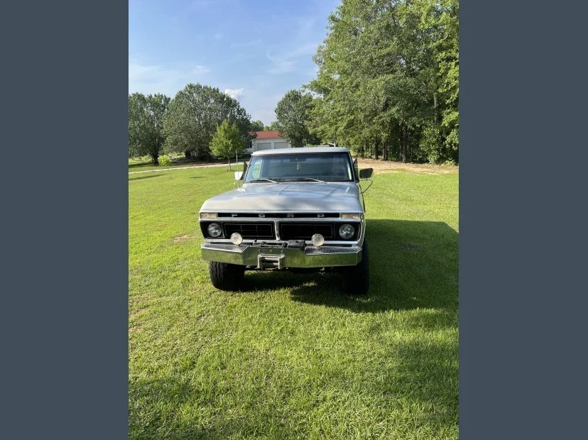 1976 Ford F-150 Ranger XLT Long Bed  photo