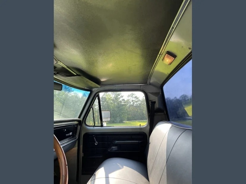 1976 Ford F-150 Ranger XLT Long Bed  photo