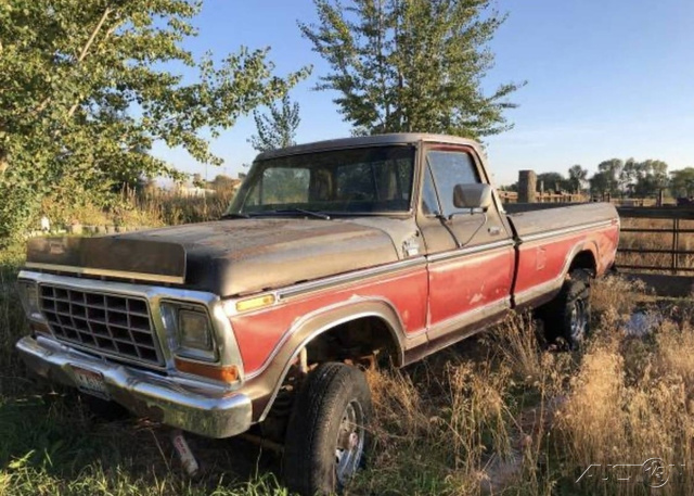 The 1977 Ford F-250  photos
