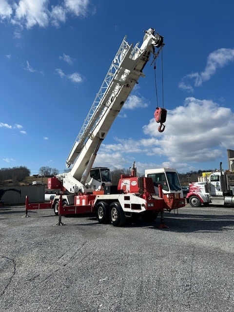 1998 Grove TMS640 Boom Truck