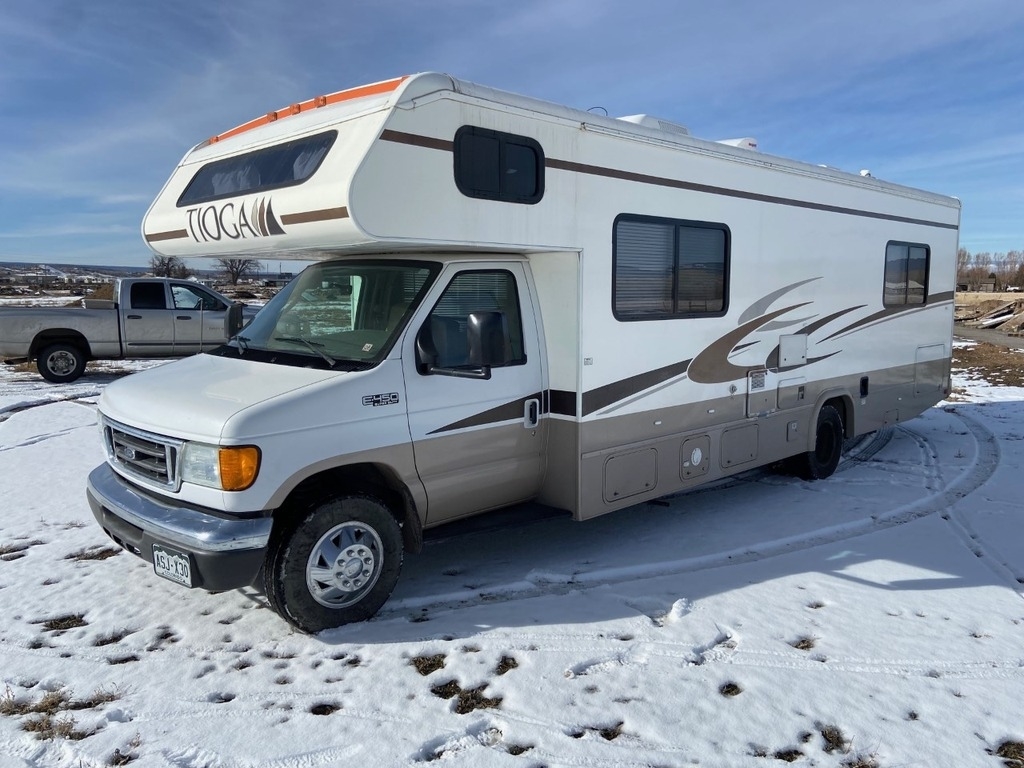 2004 Fleetwood Tioga 29V Triton V10