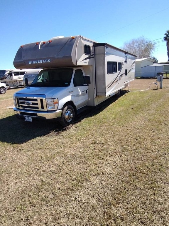 2019 Winnebago Minnie Winnie 31G Class C RV
