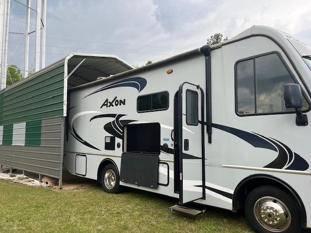 2018 Fleetwood Axon 25S Class A RV