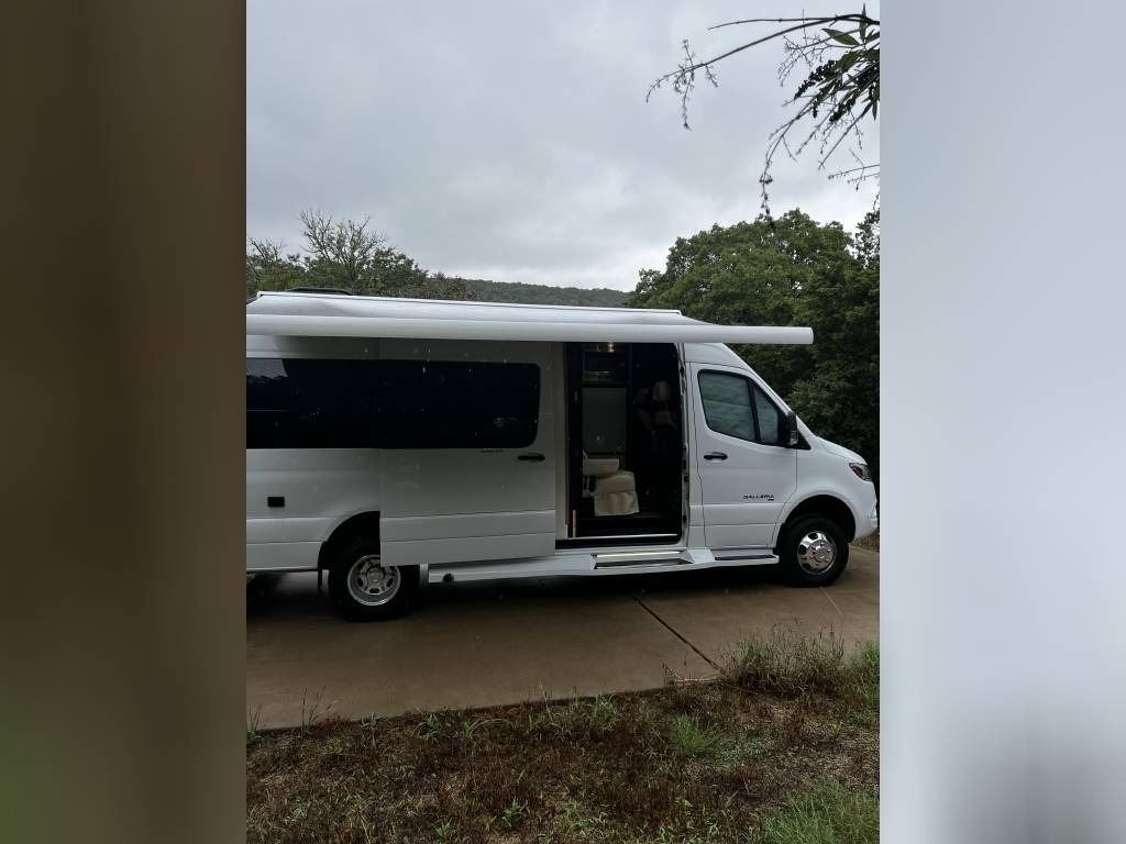 2021 Coachmen Galleria 24T V6