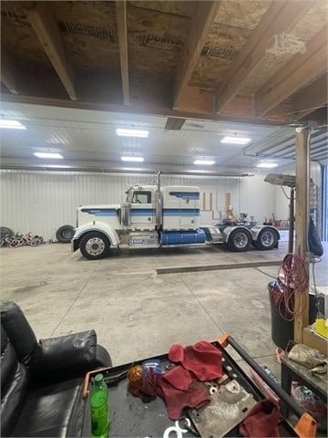 1995 Kenworth W90 Cummins N14