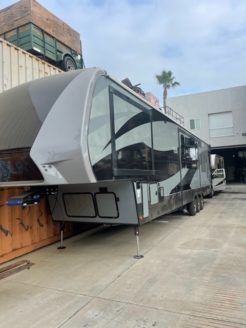 2016 Keystone Fuzion 403
