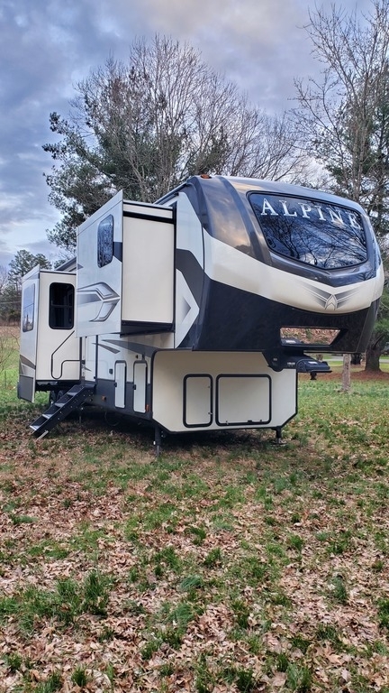 2022 Keystone Alpine 3790FK
