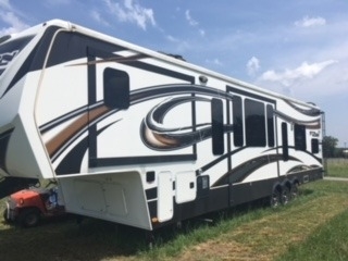 2014 Keystone Fuzion 395