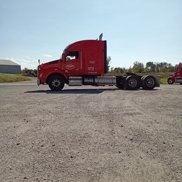 2019 Kenworth T880 Sleeper Truck