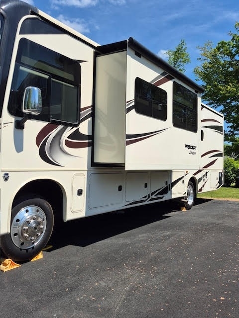 2020 Jayco Precept 34G V10
