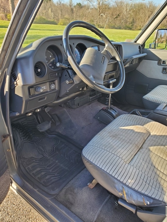 1988 Toyota Land Cruiser photo