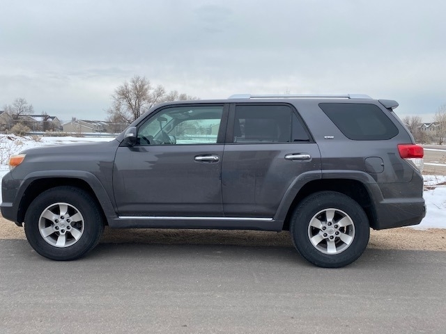 2011 Toyota 4Runner SR5 V6 SUV