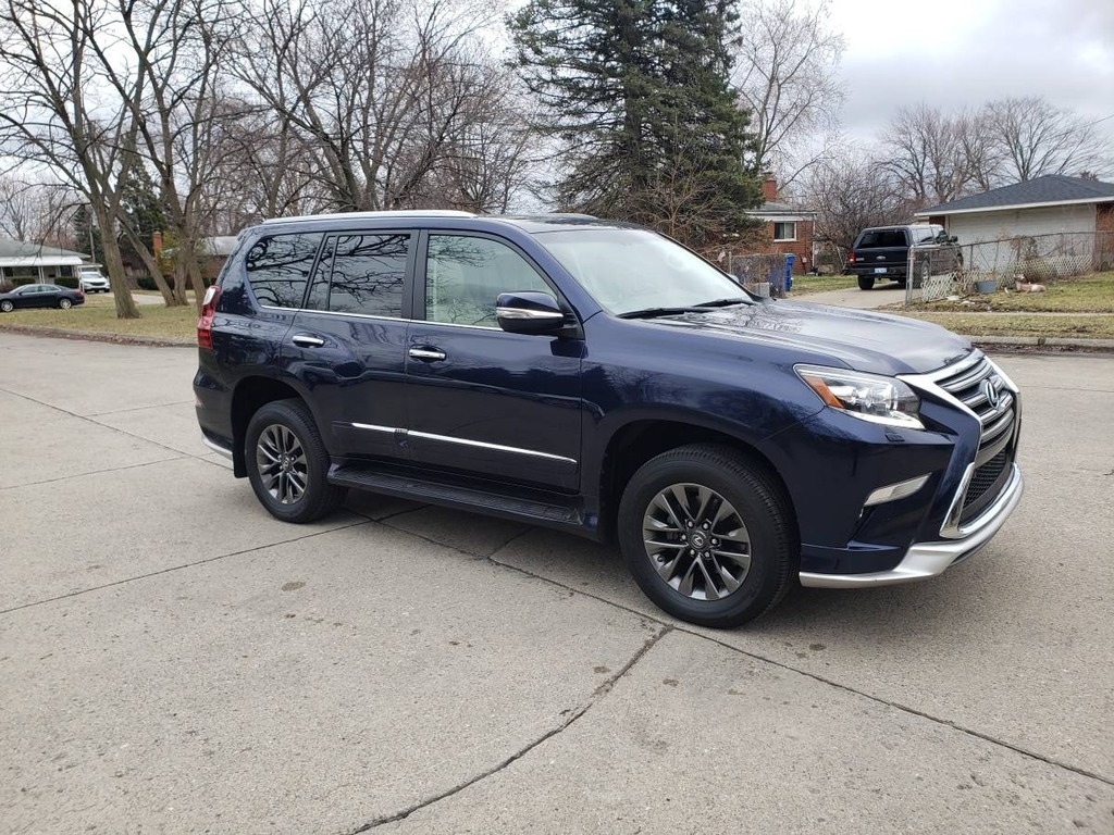 2019 Lexus GX 460 photo