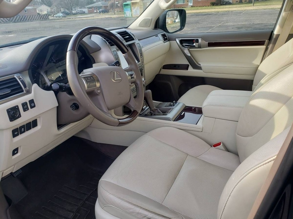 2019 Lexus GX 460 photo